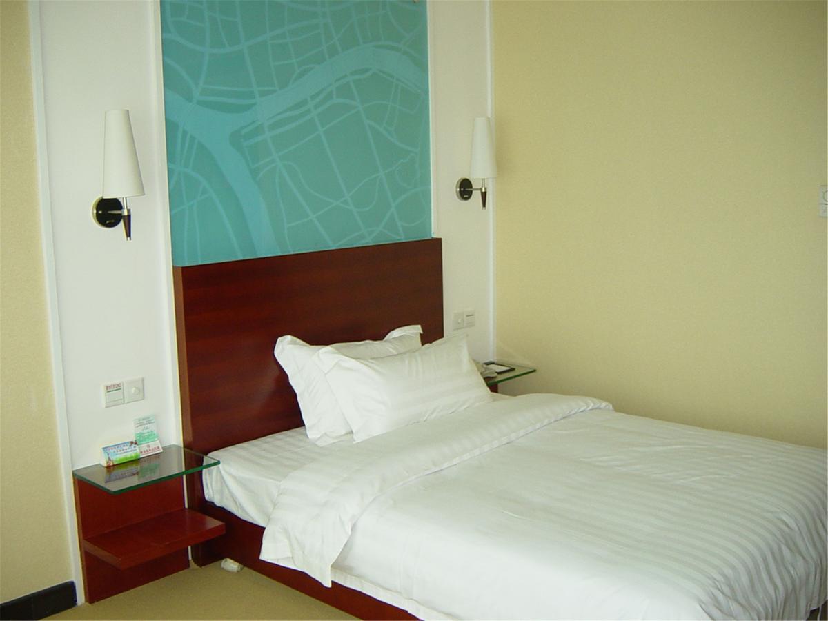 Jiangyue Hotel Canton Esterno foto