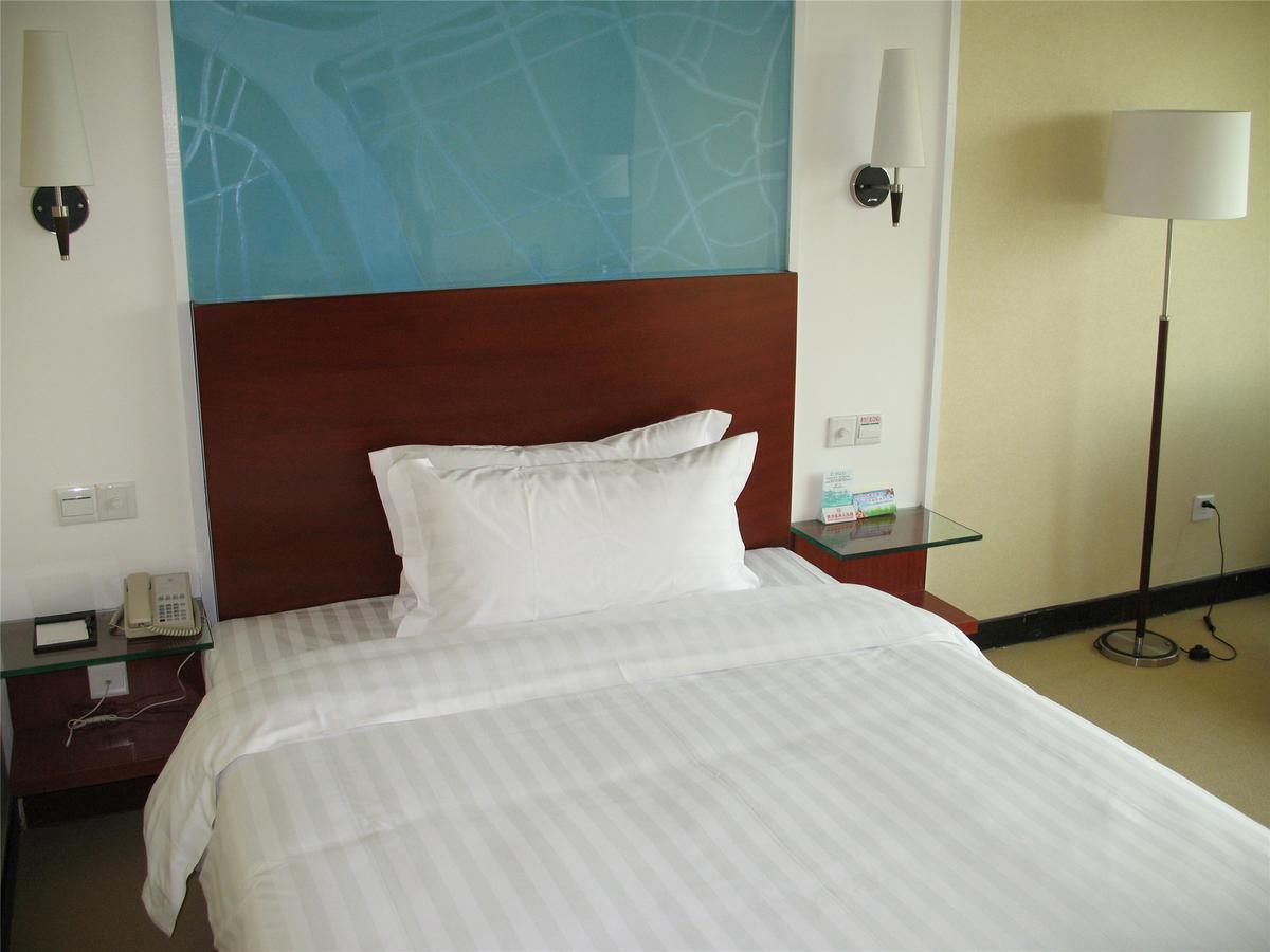 Jiangyue Hotel Canton Esterno foto