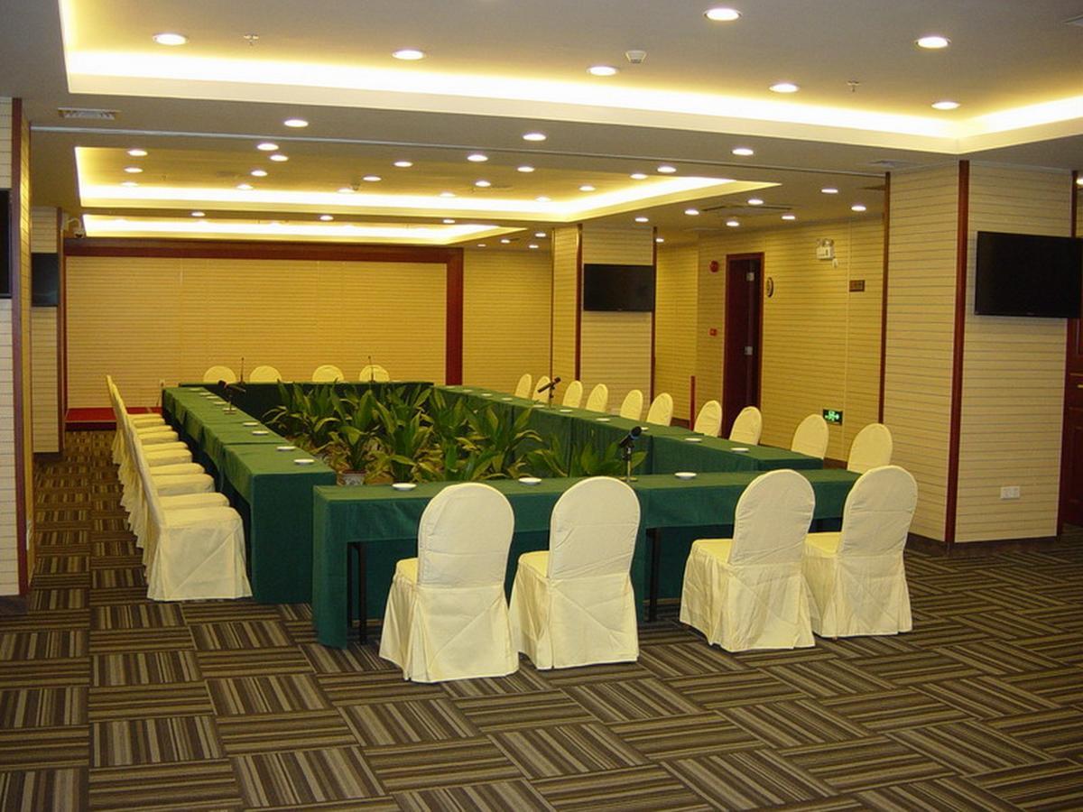 Jiangyue Hotel Canton Esterno foto