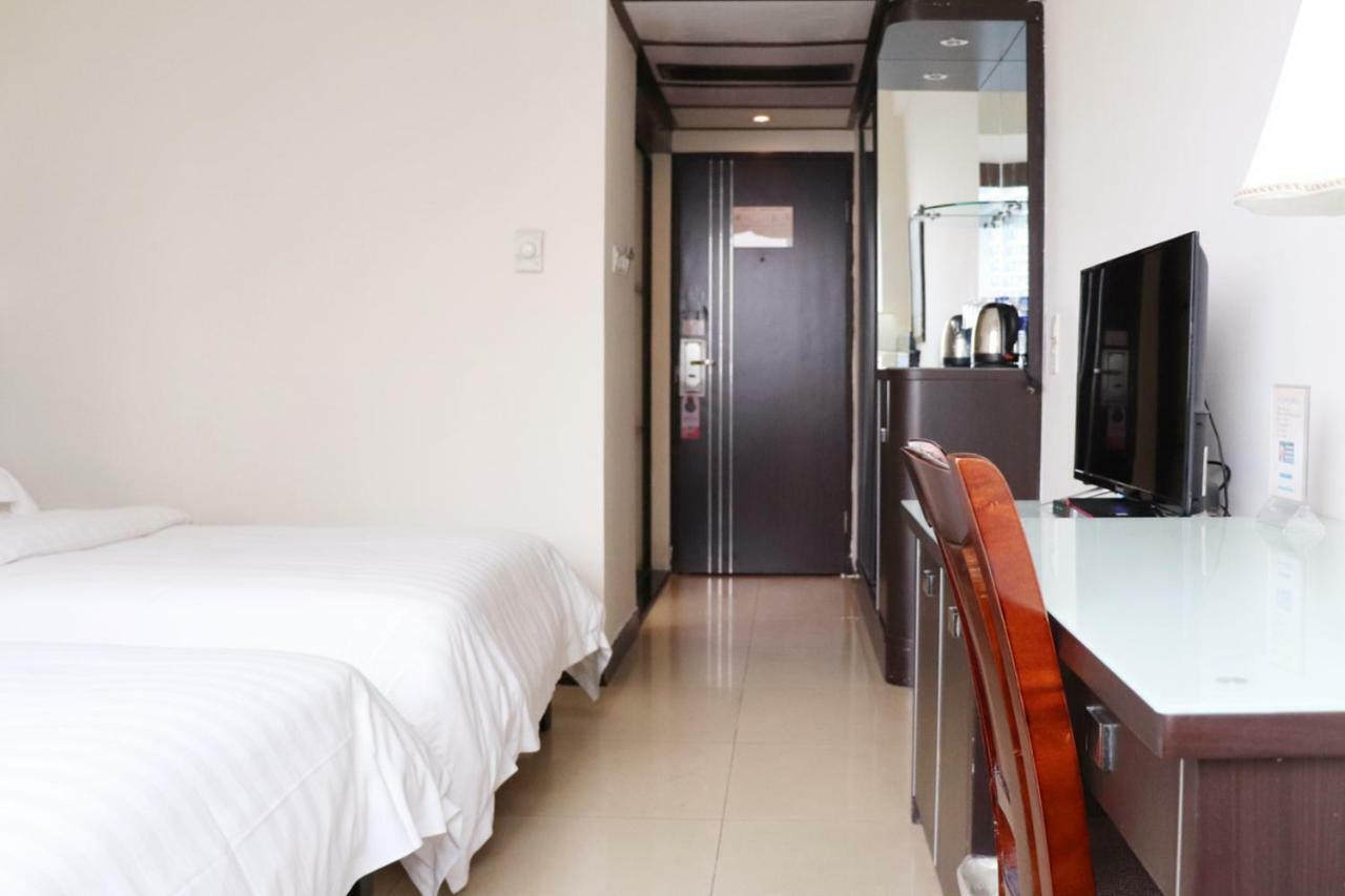 Jiangyue Hotel Canton Esterno foto